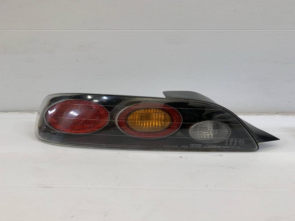 04-09 Honda S2000 AP2 OEM Rear Tail Lights: Image 6