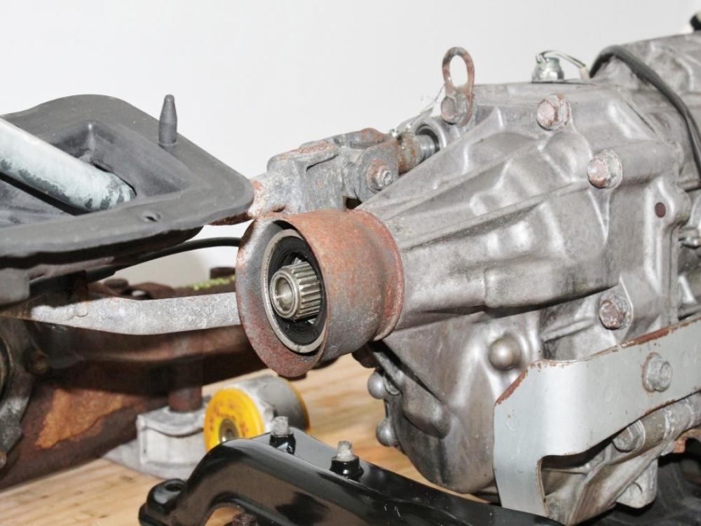 08 09 10 11 12 13 14 15 16 17 Subaru Impreza WRX STI 6 Speed Transmission Assembly R180 Diff Axles: Image 4